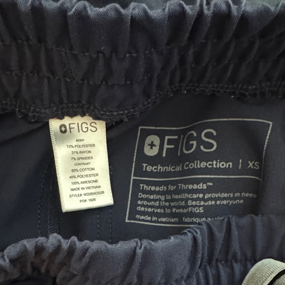 Figs Technical Collection Scrub Pants in Dark Blue - Picture 3 of 3